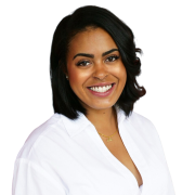 alicia-lister-the-travel-guru-headshot